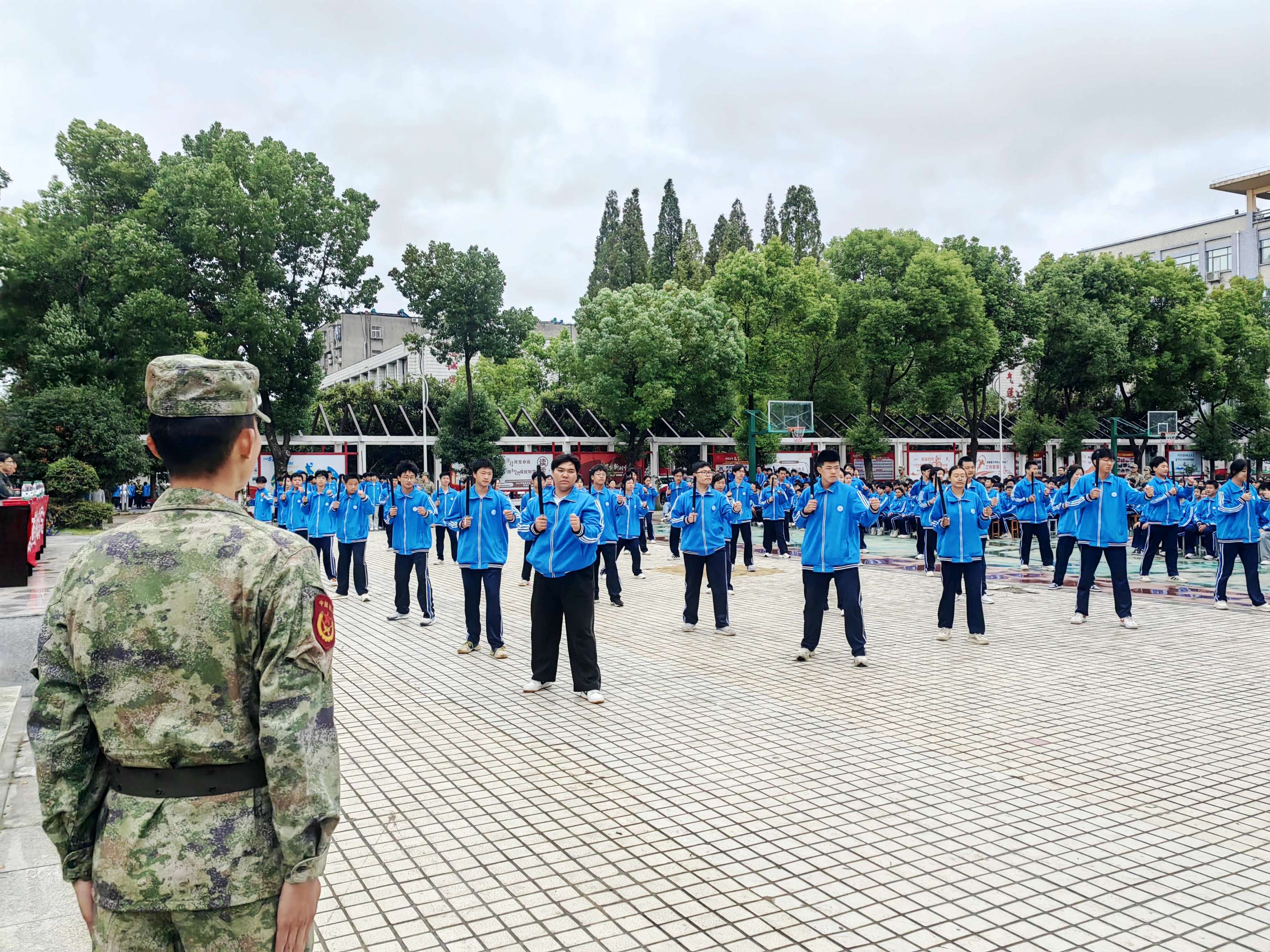 我校舉行2024級新生軍訓總結大會(圖8)